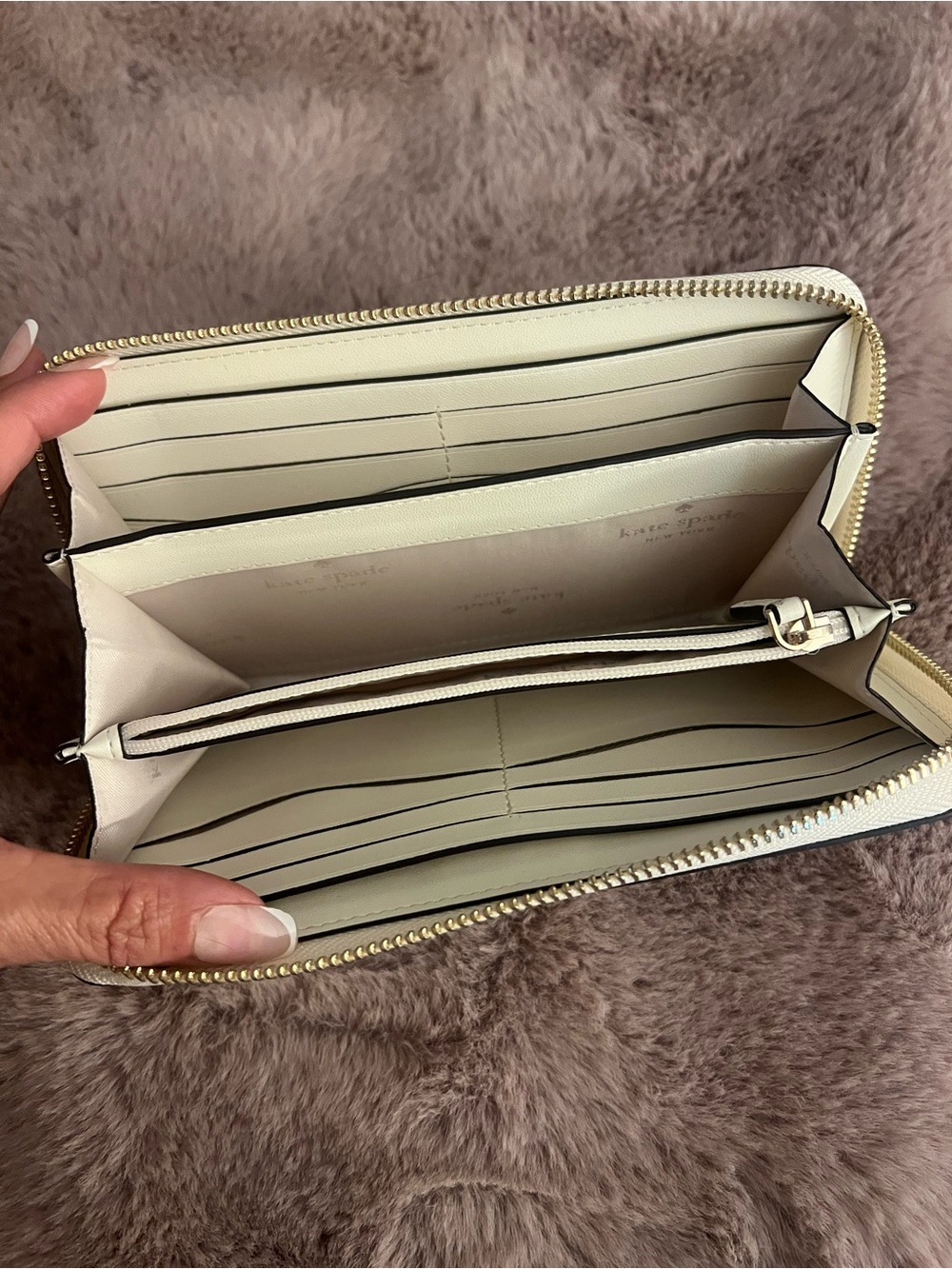 kate spade cream leather zip-around continental wallet - Picture 2 of 4